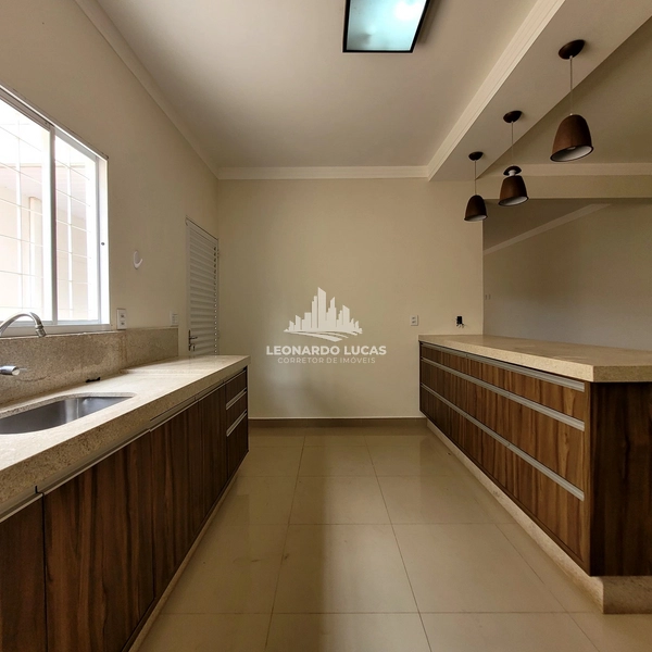 CASA À VENDA NO BAIRRO WILLIAMS COM 02 DORMITÓRIOS: 11ª foto da galeria de imagens do imóvel