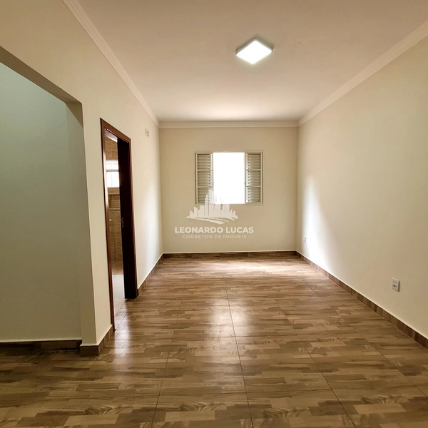 CASA À VENDA NO BAIRRO WILLIAMS COM 02 DORMITÓRIOS: 12ª foto da galeria de imagens do imóvel