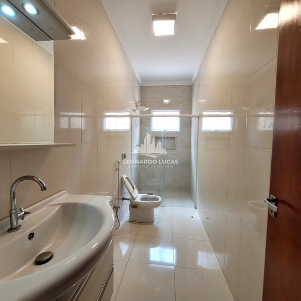 CASA À VENDA NO BAIRRO WILLIAMS COM 02 DORMITÓRIOS: 9ª foto da galeria de imagens do imóvel