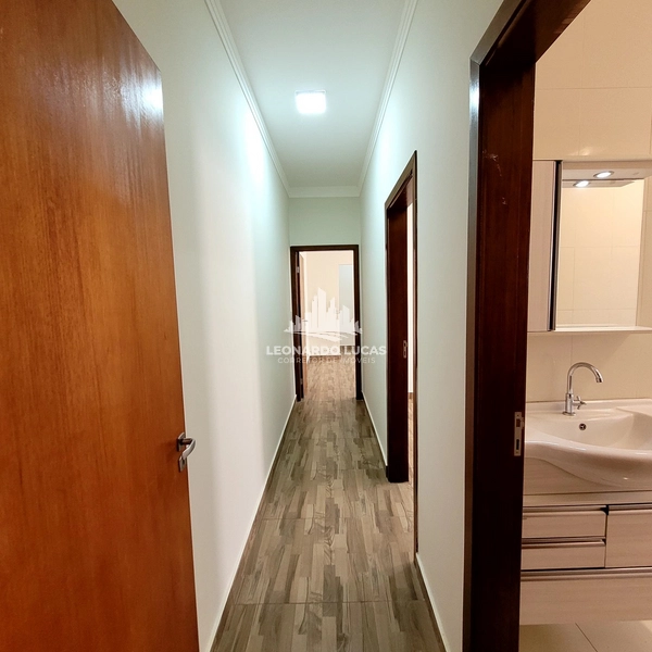 CASA À VENDA NO BAIRRO WILLIAMS COM 02 DORMITÓRIOS: 8ª foto da galeria de imagens do imóvel