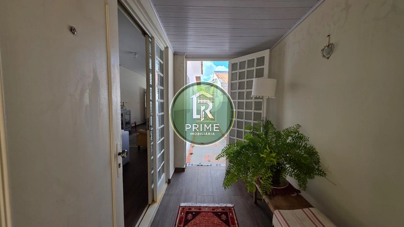 CASA DISPONÍVEL À VENDA COM QUATRO DORMITÓRIOS NO CENTRO DE GARÇA/SP: 2ª foto da galeria de imagens do imóvel