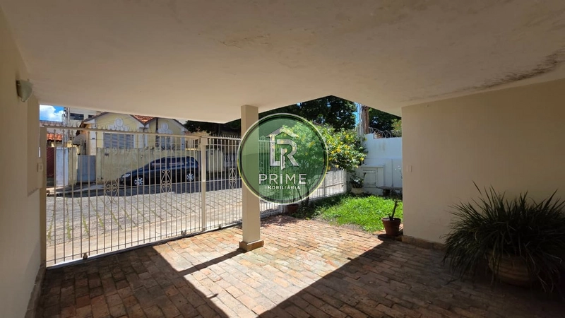 CASA DISPONÍVEL À VENDA COM QUATRO DORMITÓRIOS NO CENTRO DE GARÇA/SP