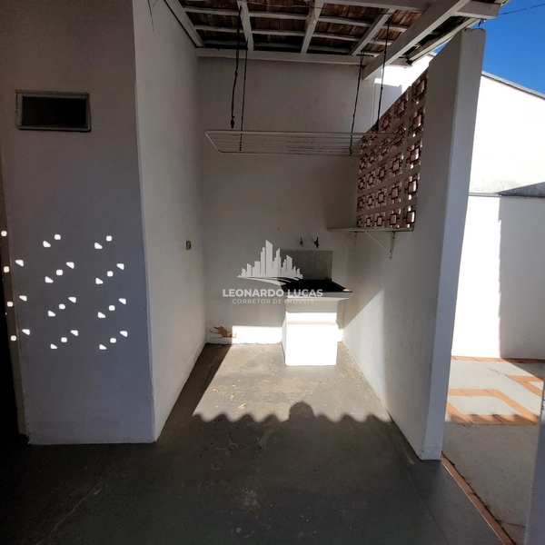 CASA DISPONÍVEL À VENDA COM QUATRO DORMITÓRIOS NO CENTRO DE GARÇA/SP: 11ª foto da galeria de imagens do imóvel