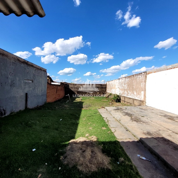 CASA À VENDA DE DOIS DORMITÓRIOS NO BAIRRO REBELO COM 400 M² TERRENO: 13ª foto da galeria de imagens do imóvel