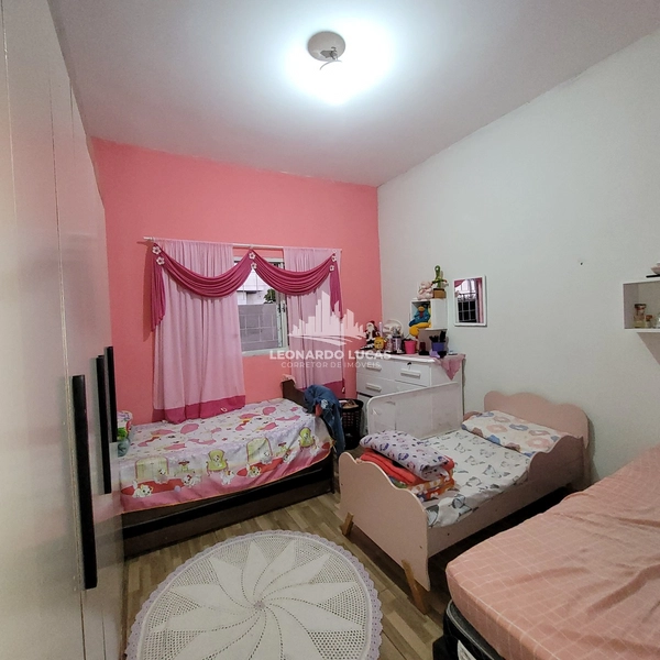 CASA À VENDA COM 2 DORMITÓRIOS NO JARDIM EUROPA POR R$ 175 MIL!: 5ª foto da galeria de imagens do imóvel