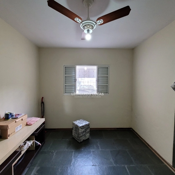 CASA À VENDA COM 03 DORMITÓRIOS NO BAIRRO CASCATA: 5ª foto da galeria de imagens do imóvel