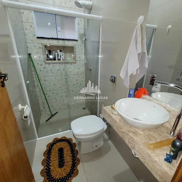 CASA À VENDA COM EDÍCULA NO BAIRRO FREI AURÉLIO: 5ª foto da galeria de imagens do imóvel