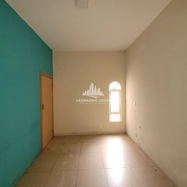CASA RESIDENCIAL E COMERCIAL À VENDA NO CENTRO: 16ª foto da galeria de imagens do imóvel