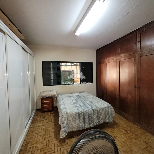 CASA RESIDENCIAL E COMERCIAL À VENDA NO CENTRO: 10ª foto da galeria de imagens do imóvel