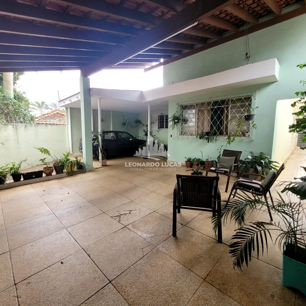 CASA COM 03 DORMITÓRIOS À VENDA NO CENTRO DA CIDADE GARÇA/SP: 2ª foto da galeria de imagens do imóvel