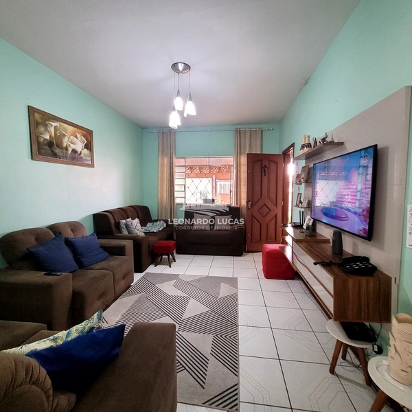 CASA COM 03 DORMITÓRIOS À VENDA NO CENTRO DA CIDADE GARÇA/SP: 1ª foto da galeria de imagens do imóvel