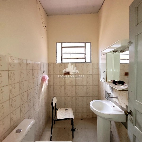 DUAS CASAS NO MESMO TERRENO PARA VENDA, SENDO UMA COM TRÊS DORMITÓRIOS: 15ª foto da galeria de imagens do imóvel