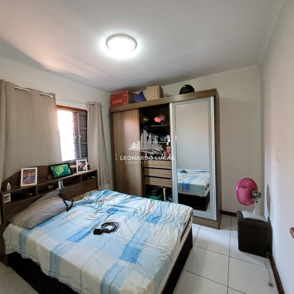 CASA COM 03 DORMS. À VENDA NO BAIRRO FREI AURÉLIO.: 7ª foto da galeria de imagens do imóvel
