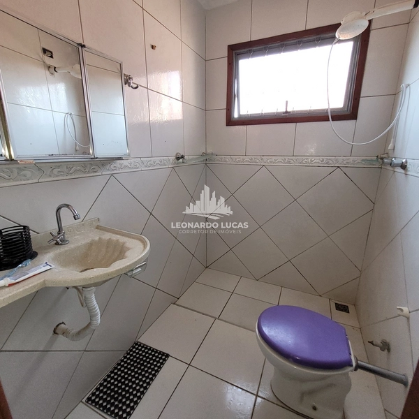 CASA COM 03 DORMS. À VENDA NO BAIRRO FREI AURÉLIO.: 8ª foto da galeria de imagens do imóvel