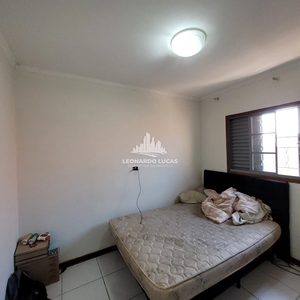CASA COM 03 DORMS. À VENDA NO BAIRRO FREI AURÉLIO.: 10ª foto da galeria de imagens do imóvel
