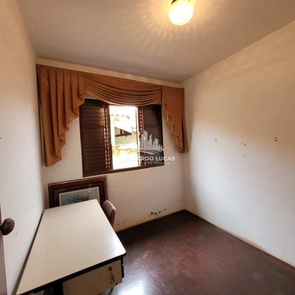 CASA COM TRÊS DORMS. SENDO UMA SUÍTE À VENDA NO BAIRRO GUANABARA.: 9ª foto da galeria de imagens do imóvel