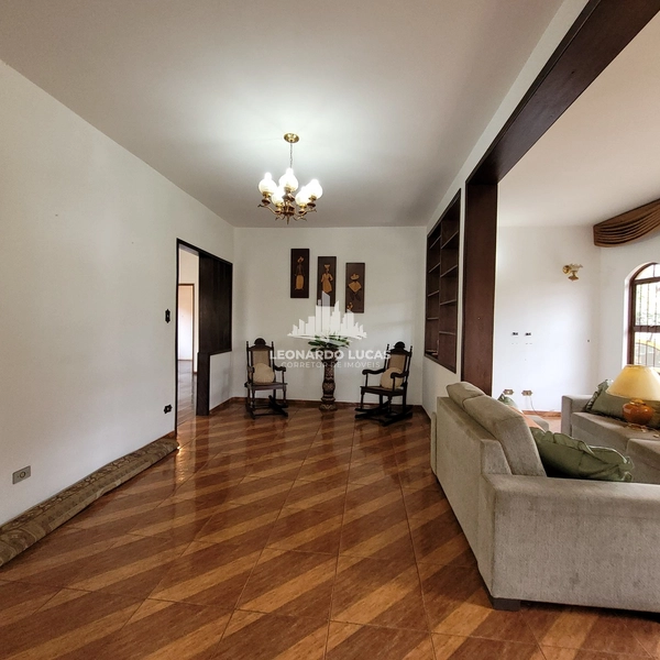 CASA COM TRÊS DORMS. SENDO UMA SUÍTE À VENDA NO BAIRRO GUANABARA.: 3ª foto da galeria de imagens do imóvel