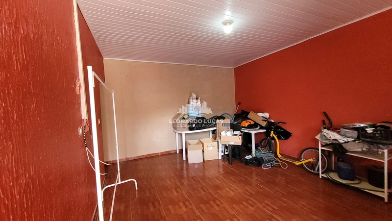 CASA À VENDA COM 03 DORMS. E EDICULA NOS FUNDOS NO BAIRRO REBELO.: 15ª foto da galeria de imagens do imóvel