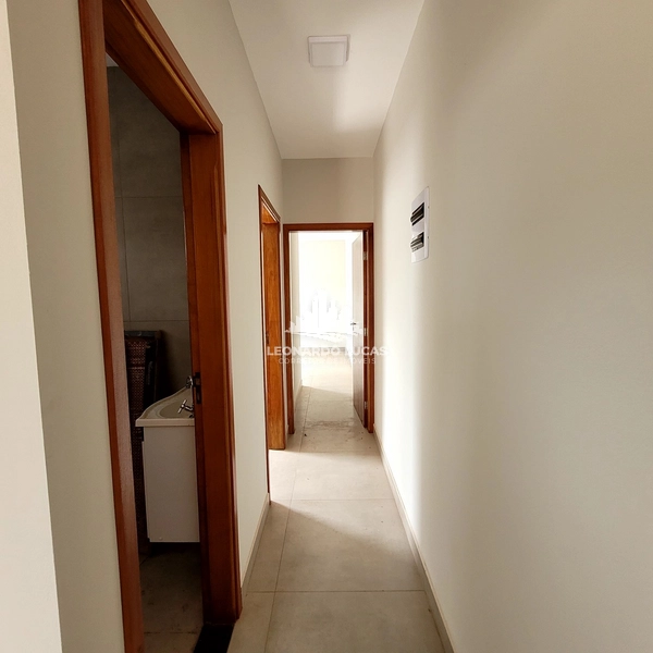 CASA À VENDA COM 2 DORMITÓRIOS NO BAIRRO REBELO POR R$ 255 MIL!: 5ª foto da galeria de imagens do imóvel