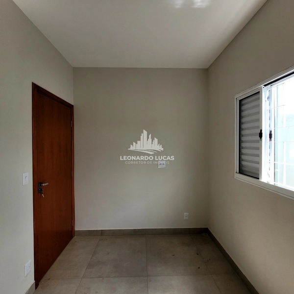 CASA À VENDA COM 2 DORMITÓRIOS NO BAIRRO REBELO POR R$ 255 MIL!: 6ª foto da galeria de imagens do imóvel
