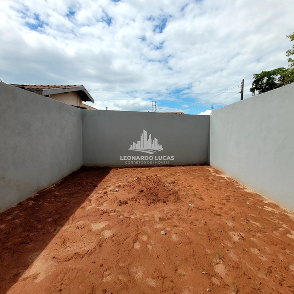 CASA À VENDA COM 2 DORMITÓRIOS NO BAIRRO REBELO POR R$ 255 MIL!: 10ª foto da galeria de imagens do imóvel