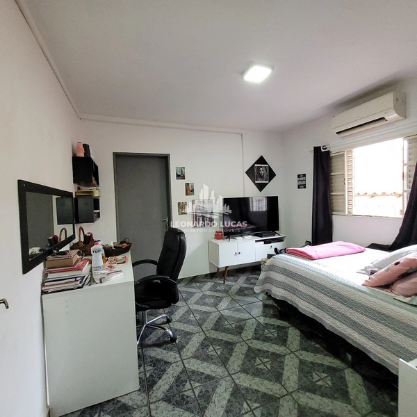 CASA COM 03 DORMS. E EDICULA NOS FUNDOS NO BAIRRO WILLIAMS: 9ª foto da galeria de imagens do imóvel