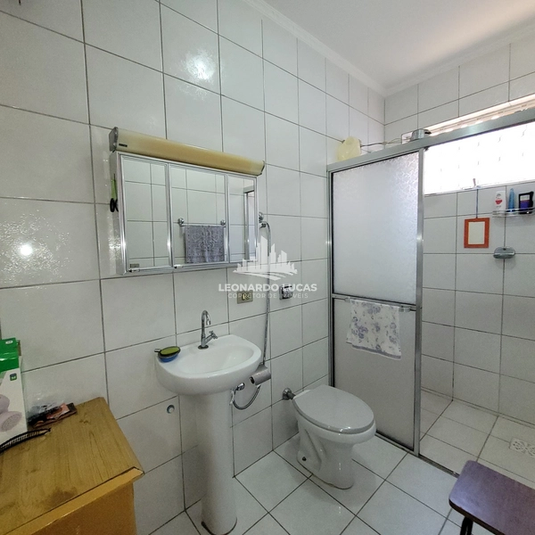 CASA COM 02 DORMS. SENDO 02 SUITES À VENDA NO BAIRRO WILLIAMS.: 11ª foto da galeria de imagens do imóvel