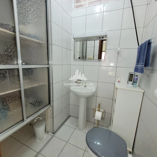 CASA COM 02 DORMS. SENDO 02 SUITES À VENDA NO BAIRRO WILLIAMS.: 7ª foto da galeria de imagens do imóvel