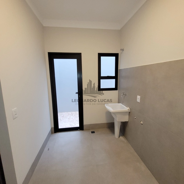 CASA DE ALTO PADRÃO À VENDA COM 3 DORMITÓRIOS SENDO UMA SUÍTE + CLOSET: 14ª foto da galeria de imagens do imóvel