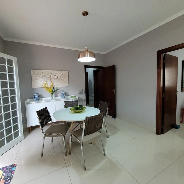 CASA À VENDA NO PORTAL DO LAGO COM 3 DORMITÓRIOS: 6ª foto da galeria de imagens do imóvel