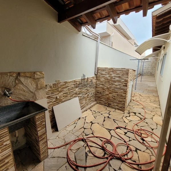 CASA À VENDA NO PORTAL DO LAGO COM 3 DORMITÓRIOS: 19ª foto da galeria de imagens do imóvel
