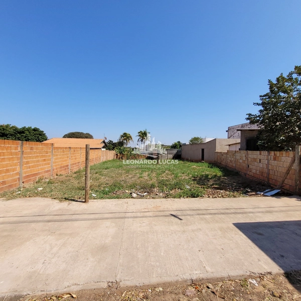 TERRENO DE 608,06 M² DISPONÍVEL PARA VENDA NO BAIRRO REBELO.: 1ª foto da galeria de imagens do imóvel