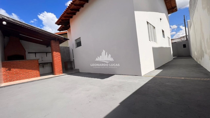 CASA LINDA À VENDA DE DOIS DORMS SENDO UMA SUÍTE NO BAIRRO PARQUE REAL: 12ª foto da galeria de imagens do imóvel