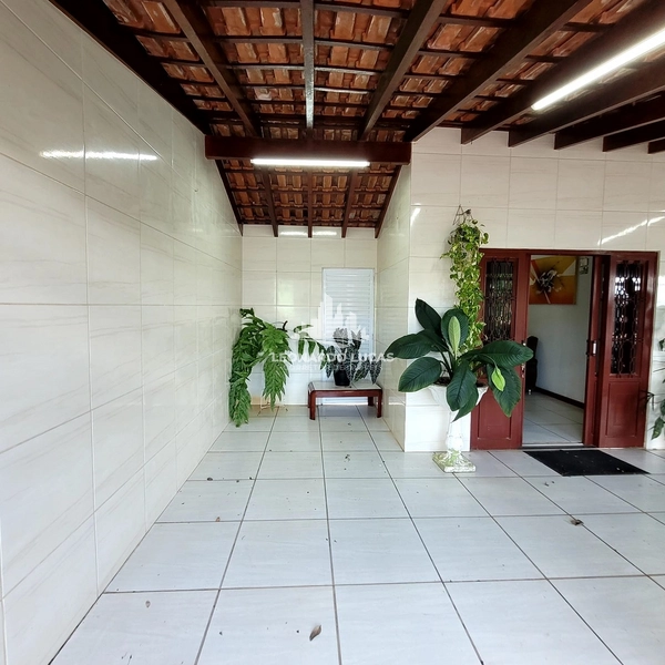 CASA DISPONÍVEL À VENDA COM 03 DORMS. SENDO UMA SUÍTE NO MARIANA.: 3ª foto da galeria de imagens do imóvel