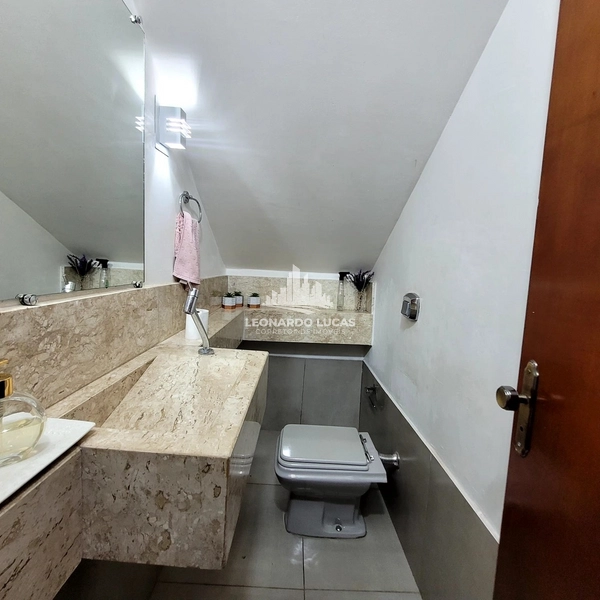 SOBRADO COM 03 DORMITORIOS SENDOU UMA SUÍTE NA REBELO POR 600 MIL: 8ª foto da galeria de imagens do imóvel