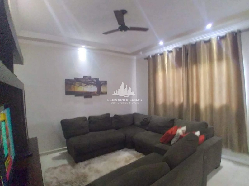 CASA À VENDA COM 03 DORMITÓRIOS SENDO UMA SUÍTE NO IMPERADOR.: 5ª foto da galeria de imagens do imóvel