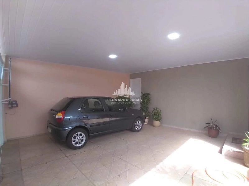CASA À VENDA COM 03 DORMITÓRIOS SENDO UMA SUÍTE NO IMPERADOR.: 3ª foto da galeria de imagens do imóvel