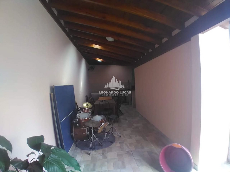 CASA À VENDA COM 03 DORMITÓRIOS SENDO UMA SUÍTE NO IMPERADOR.: 16ª foto da galeria de imagens do imóvel