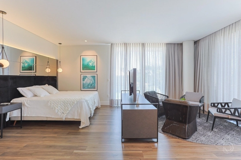 Casa alto padrão com 6 suítes em Jurerê Internacional: 23ª foto da galeria de imagens do imóvel