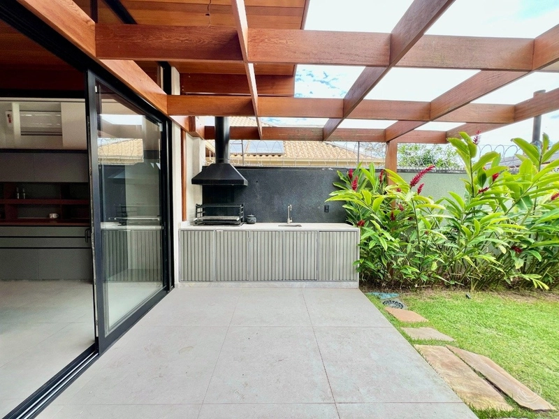 Casa à venda no Córrego Grande: 8ª foto da galeria de imagens do imóvel
