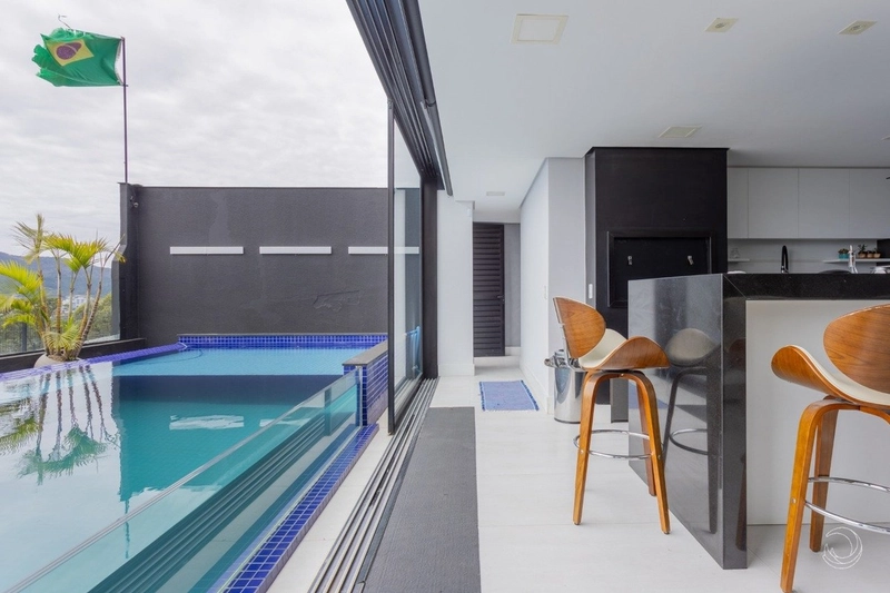 Apartamento com 4 suítes à venda na Trindade: 2ª foto da galeria de imagens do imóvel