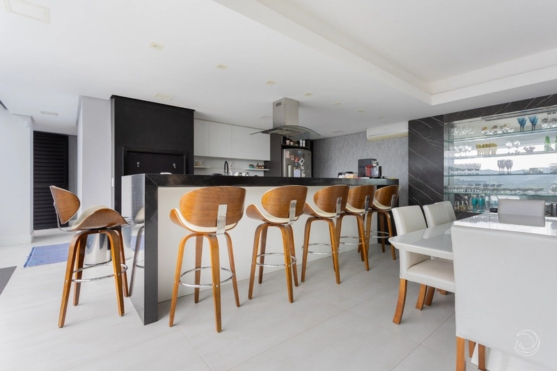 Apartamento com 4 suítes à venda na Trindade: 5ª foto da galeria de imagens do imóvel
