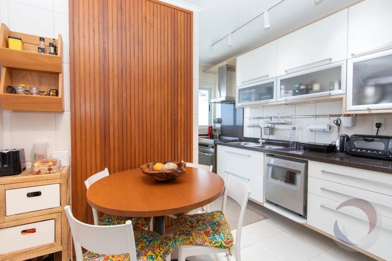 Duplex com 4 dormitórios à venda na Trindade: 7ª foto da galeria de imagens do imóvel