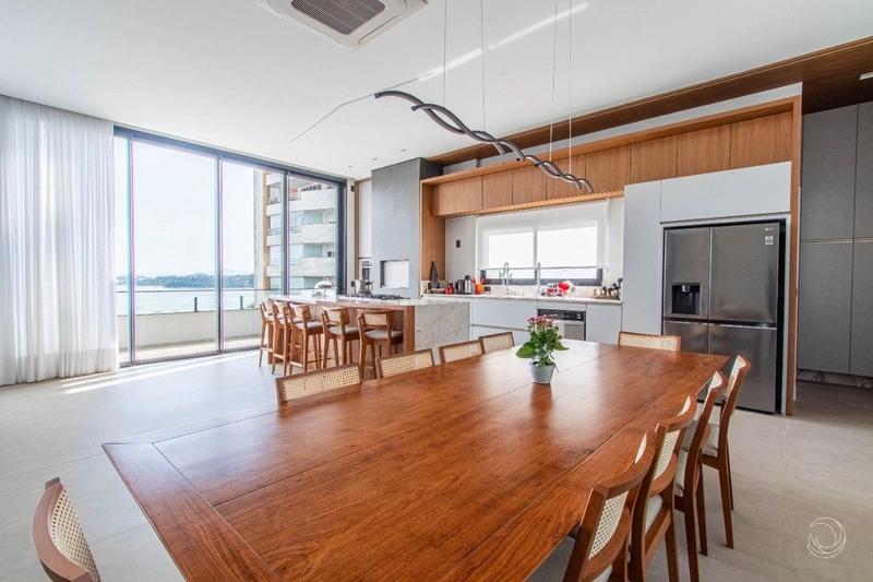 Casa alto padrão com 3 suítes á venda no João Paulo: 1ª foto da galeria de imagens do imóvel
