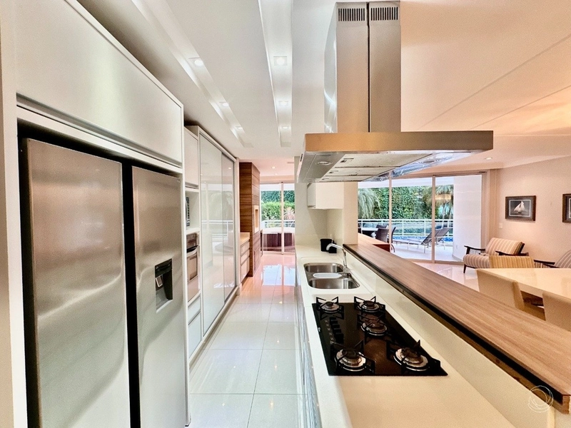Apartamento com 4 suítes na Cachoeira do bom Jesus: 13ª foto da galeria de imagens do imóvel