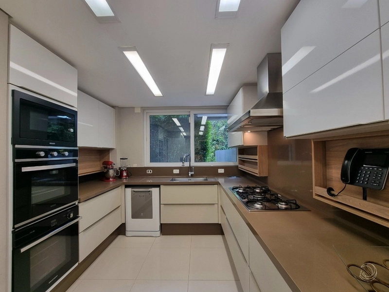 Casa de alto padrão com 4 suítes à venda no Cacupé: 14ª foto da galeria de imagens do imóvel