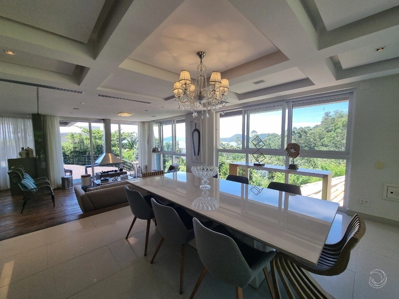 Casa de alto padrão com 4 suítes à venda no Cacupé: 6ª foto da galeria de imagens do imóvel