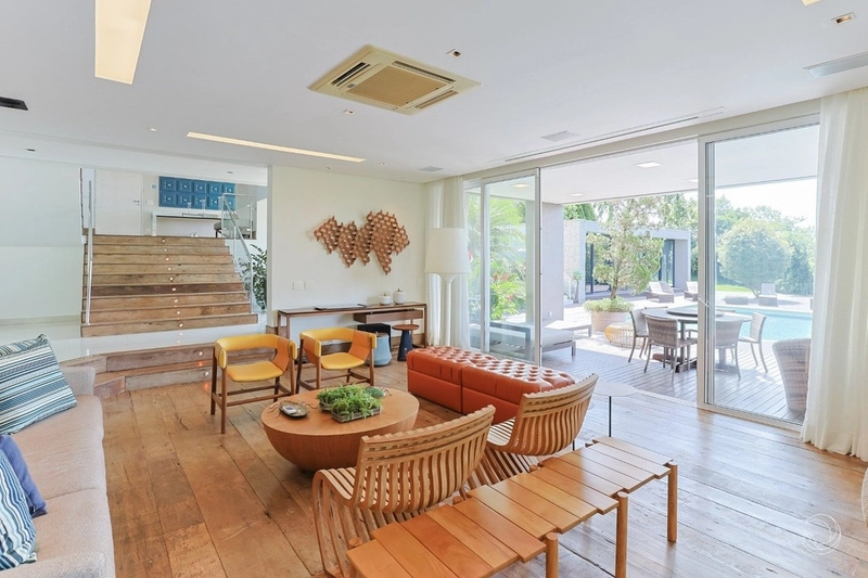 Casa de alto padrão com 4 suítes no Cacupé: 4ª foto da galeria de imagens do imóvel