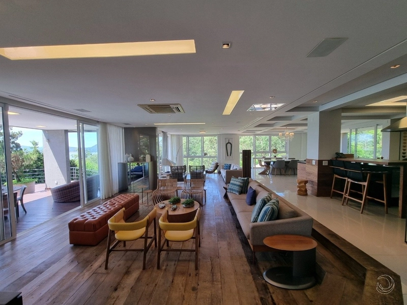 Casa de alto padrão com 4 suítes à venda no Cacupé: 7ª foto da galeria de imagens do imóvel