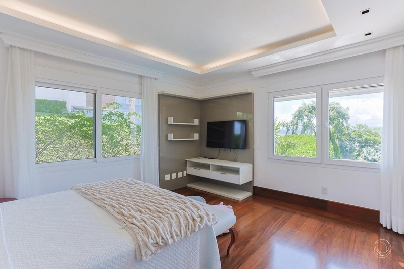 Casa de alto padrão com 4 suítes no Cacupé: 20ª foto da galeria de imagens do imóvel